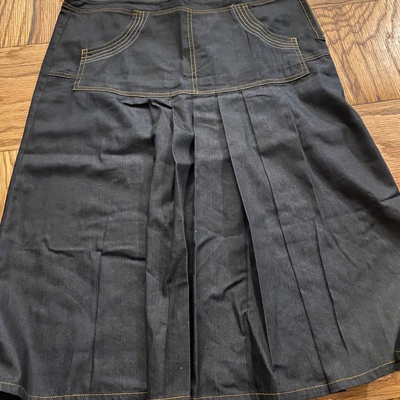 Skirts like new condition. Size and price on photo. Ask for a bundle price. - Picture 8 of 10